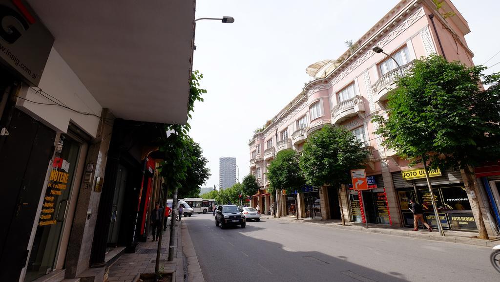 Galeria Apartment Tirana Exteriör bild