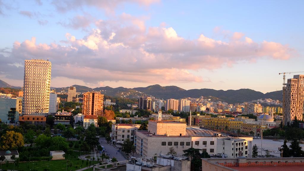 Galeria Apartment Tirana Exteriör bild